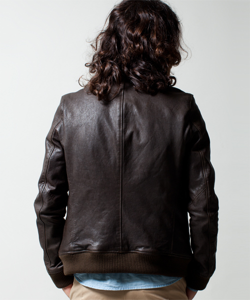 NANO universe（ナノユニバース）の「ドンキーカラーWASHEDレザー