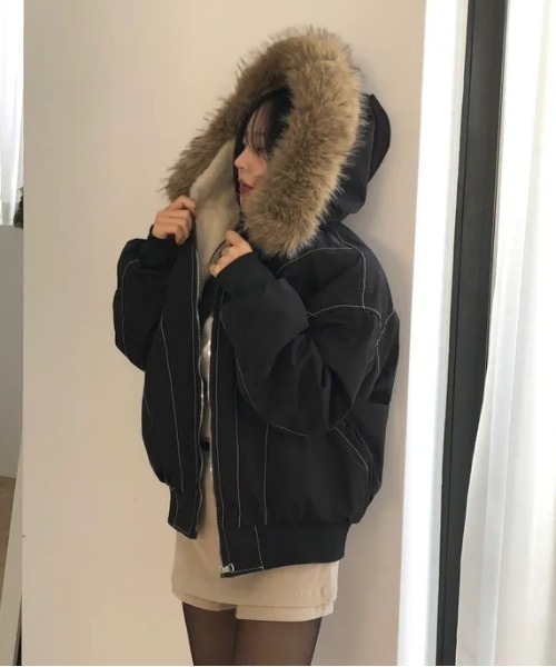 ボリュームフェイクファーフードブルゾン/あったか裏ボアブルゾン Y2K