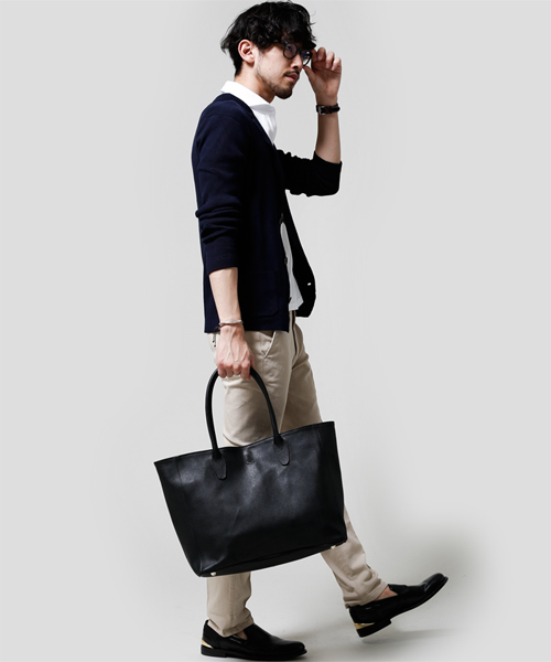 NANO universe（ナノユニバース）の「イタリア製サフィアーノトート