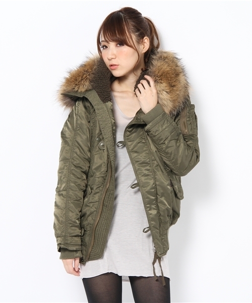 goa（ゴア）の「ラクーンファー付 N-2B（ミリタリージャケット）」 - WEAR