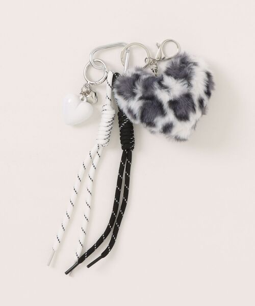 レオパード ファー ハートモチーフ コード付き マルチチャーム