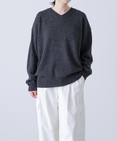 ヤクウールVネックニット（ニット/セーター）｜かぐれ（カグレ）の