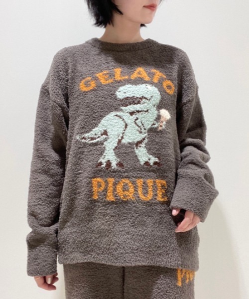 gelato pique（ジェラートピケ）の「ダイナソージャガードプルオーバー