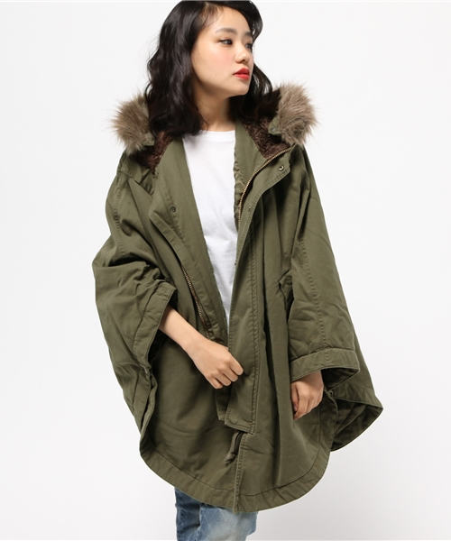 HYSTERIC GLAMOUR（ヒステリックグラマー）の「フーデッドポンチョ