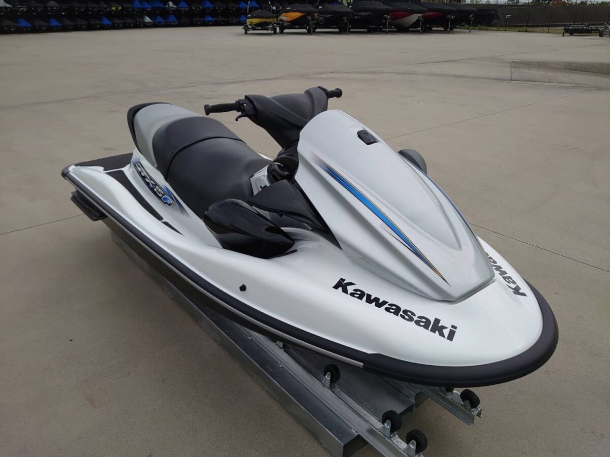 Kawasaki STX-15F｜長龍マリーナ｜琵琶湖のほとりで楽しむマリンレジャー