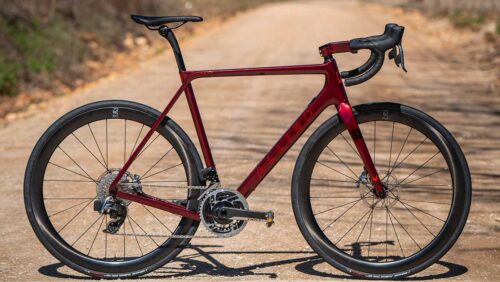 Allied Cycle Worksからレース対応のロード フレームとグラベルに対応