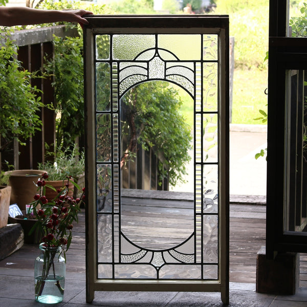 大きいサイズの透明ガラスのステンドグラス イギリスアンティーク 64.5