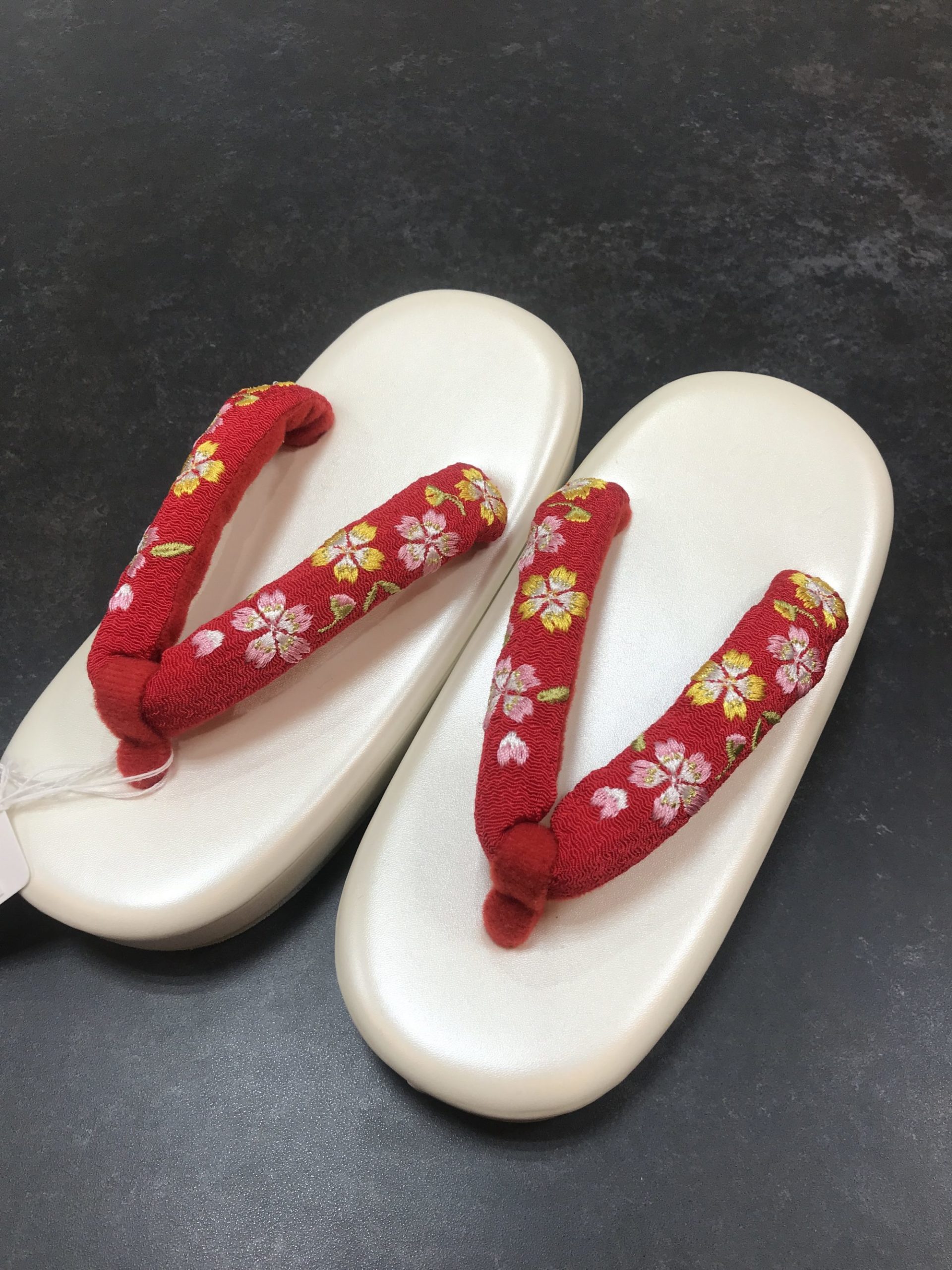 七五三草履Mサイズ白 – きもの千歳屋