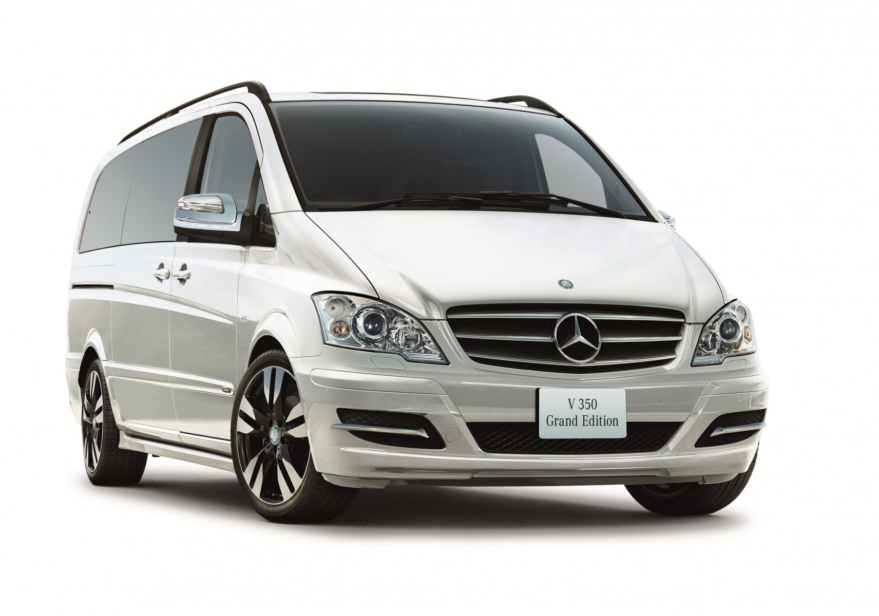 V 350 Grand Editionを限定発売