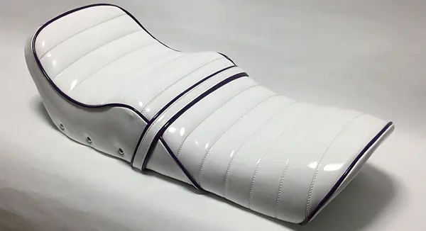 形状別サンプル タックロールシートSUZUKI | バイク カスタムシートの