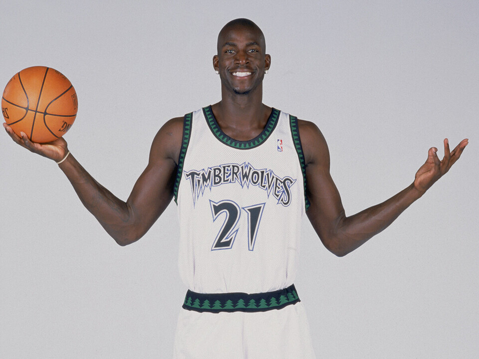 NBA伝説の名選手：ケビン・ガーネット 稀代のビッグオールラウンダーが