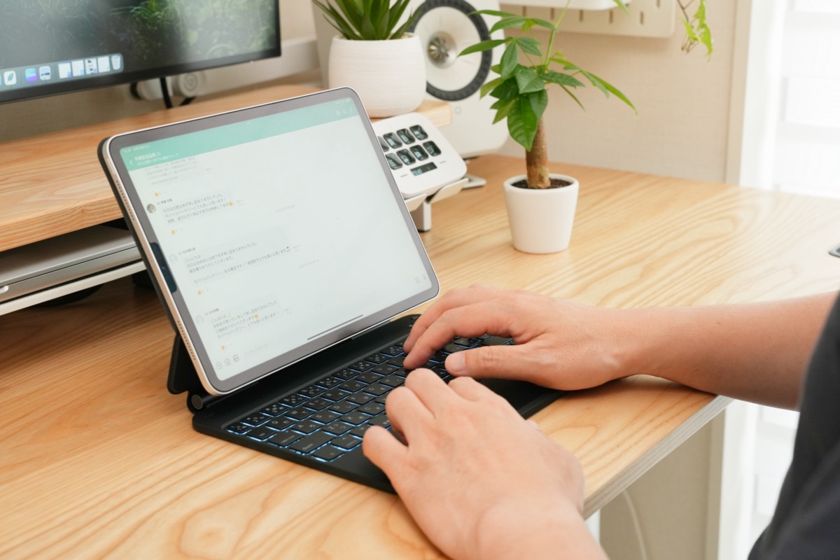 ESR Rebound マグネットキーボードケース』レビュー｜高コスパでiPad用