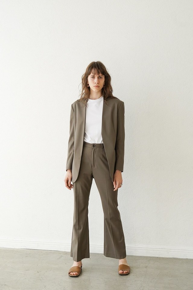 オケージョンやお仕事にも大活躍！今週2月19日発売のセットアップ