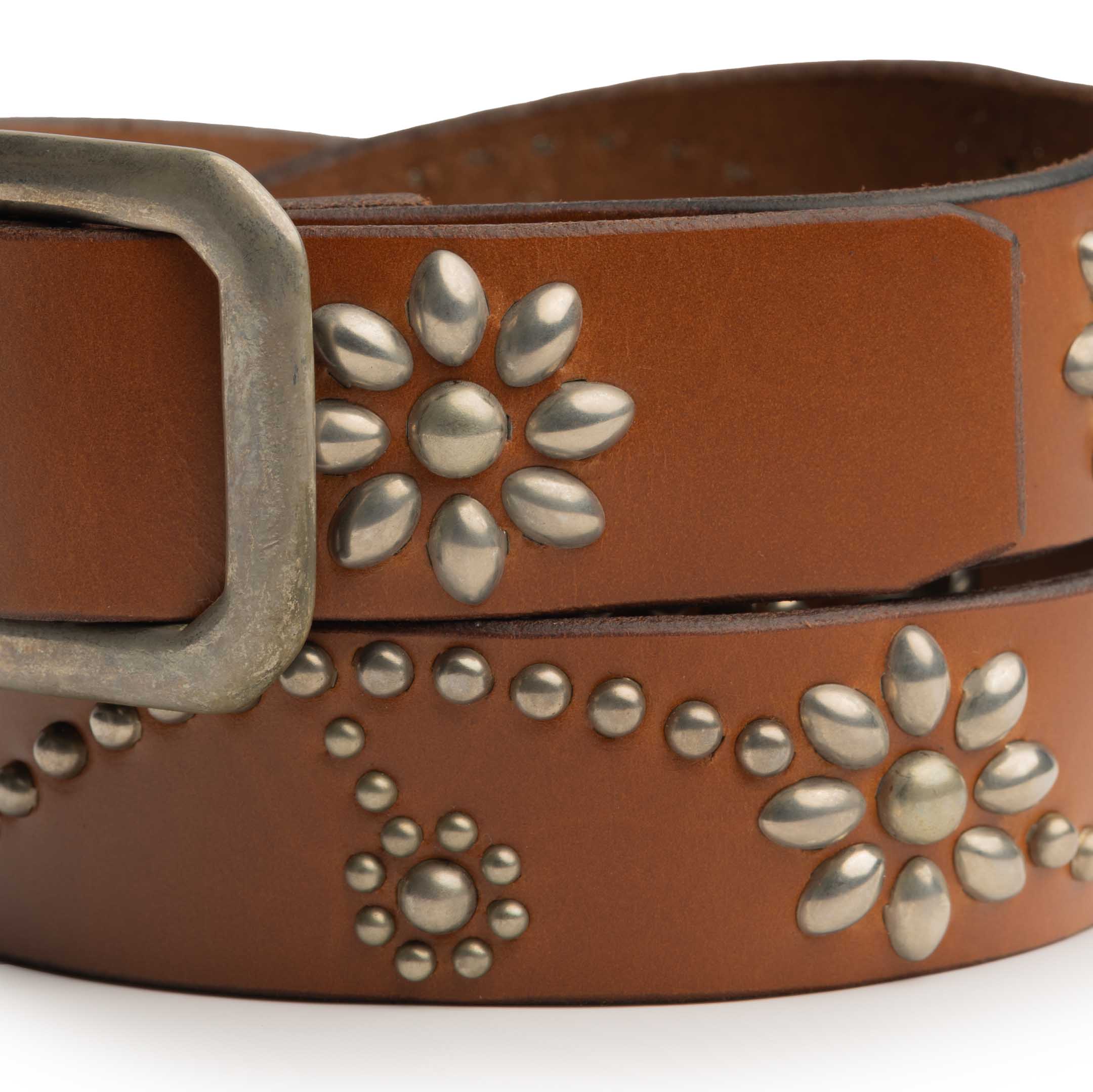 HTC Belt Light Brown Leather W/Silver Studs (24 1.25) – Clutch Cafe