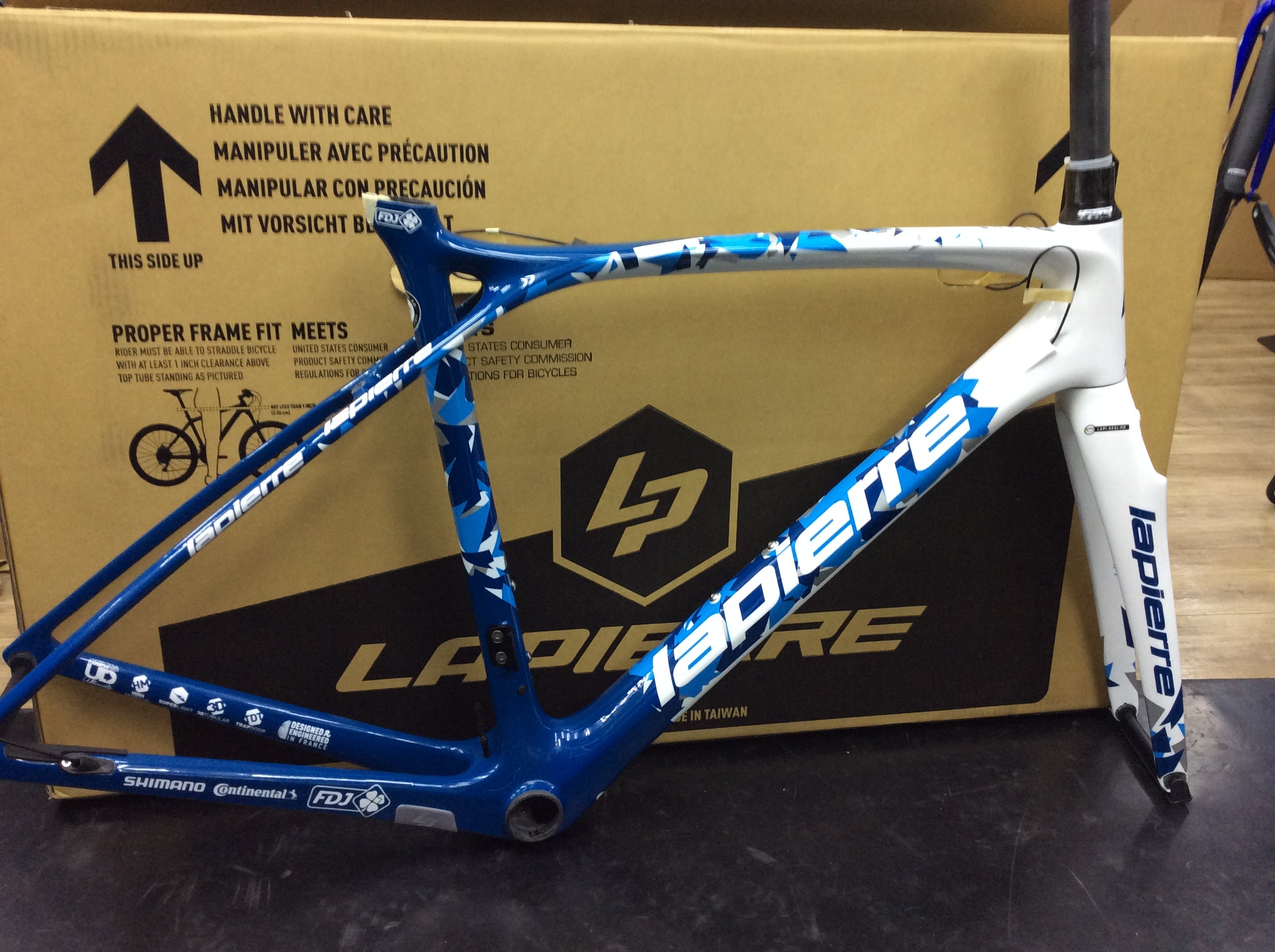Lapierre Xelius SL Ultimate PINOT入荷！ | サイクルショップカンザキ