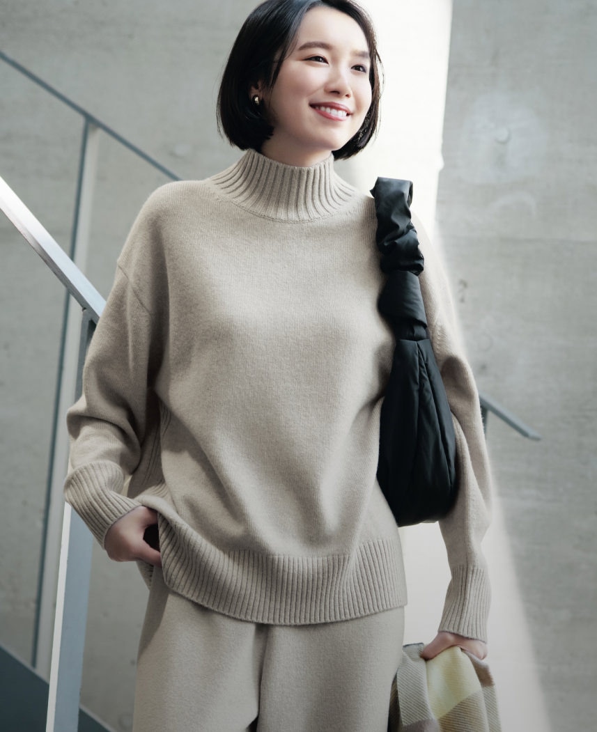 Oggi Presents「23区」名品図鑑 vol.8 / カシミヤブレンドニット