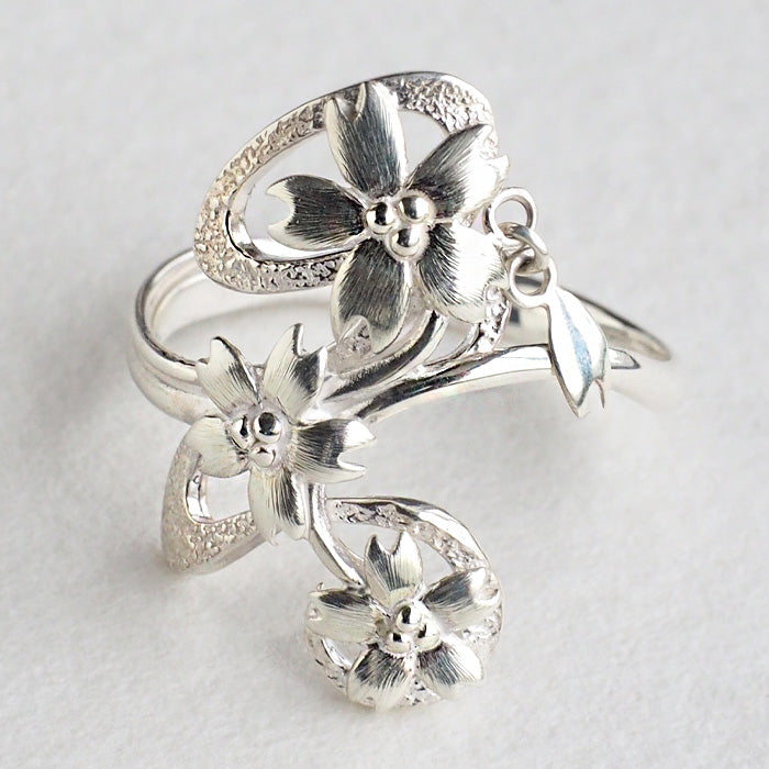 エス 和柄アクセサリー作家・三浦砂織 舞桜リング シルバー925 [S-R-3S