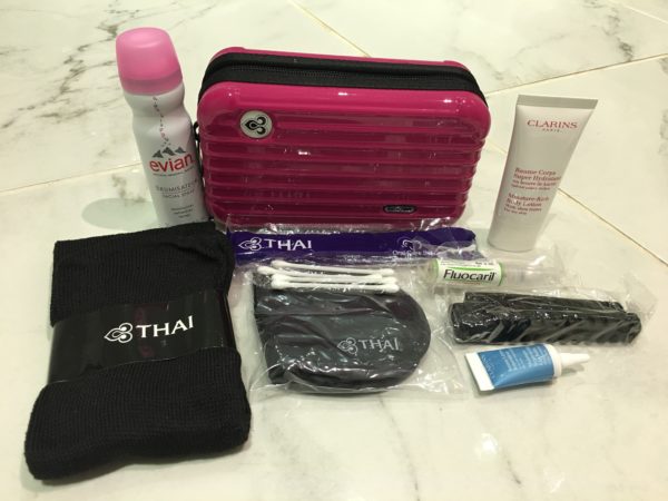 タイ国際航空ファーストクラスのアメニティキットはこれだ！│陸海空