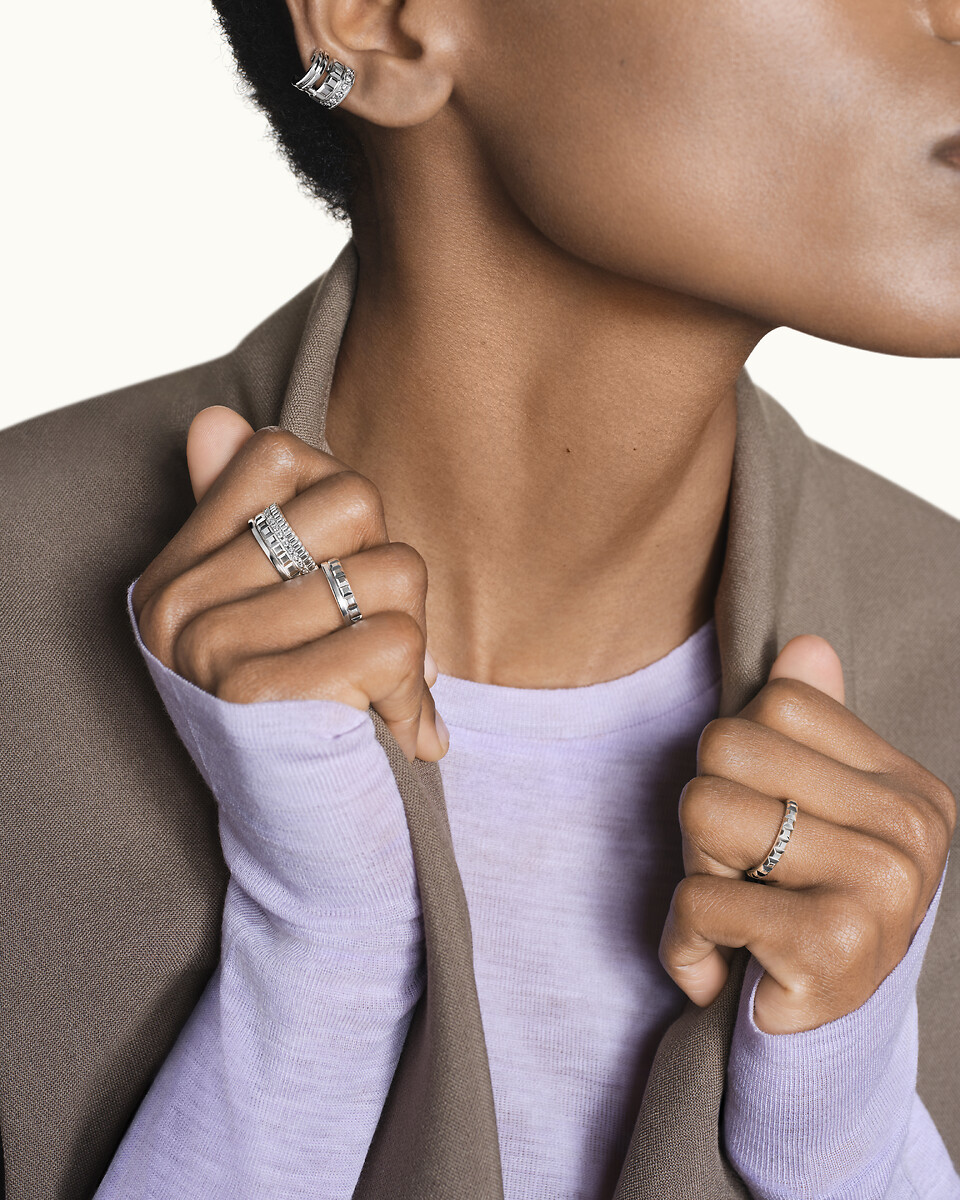 キャトル クルドパリ | 指輪 ミディアム プラチナ | ブシュロン