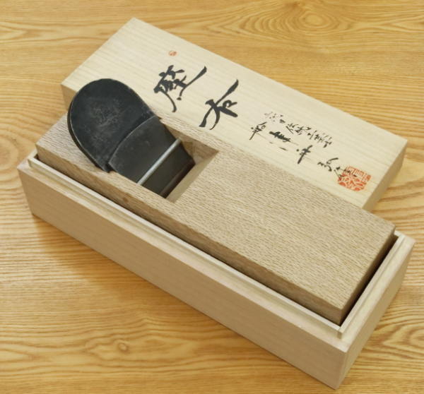 鉋コーナー、座右