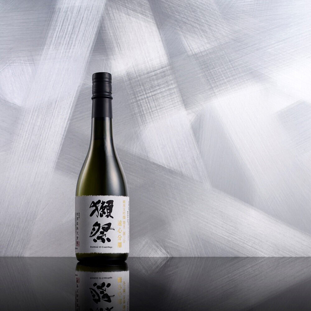 獺祭 純米大吟醸 磨き二割三分 遠心分離 - 獺祭の蔵元｜株式会社 獺祭