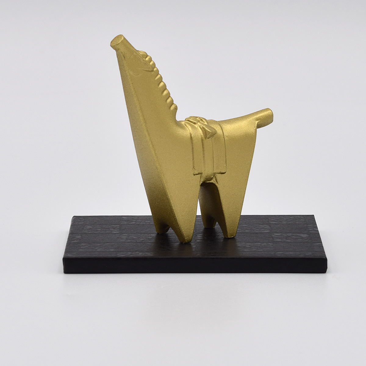 送料無料】 干支 「午」うま 敷板付 / お正月 新年 午 馬 十二支 干支