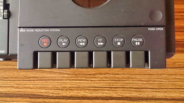 4 トラックカセット MTR、YAMAHA MT50 を修理する