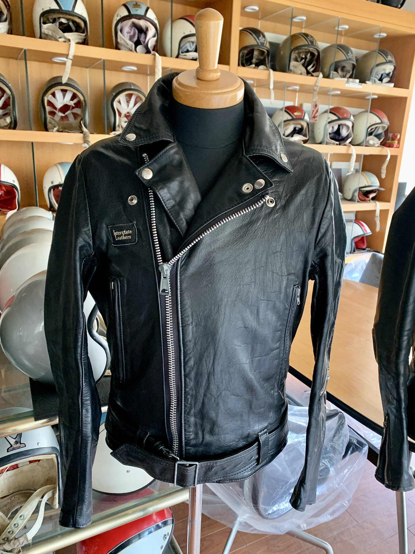 70s INTERSTATE LEATHERS: D.Lewis