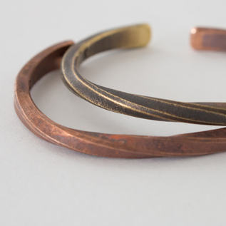 UNISEX バングル STUDEBAKER CUFF WORK PATINA／STUDEBAKER METALS