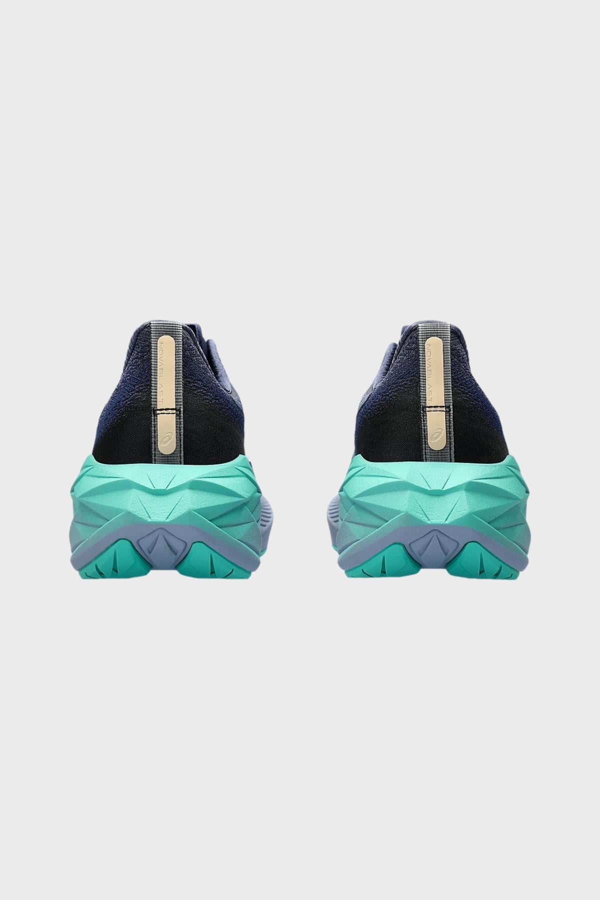 アシックス W - ノヴァブラスト 4 - DISTANCE STORE - GLOBAL