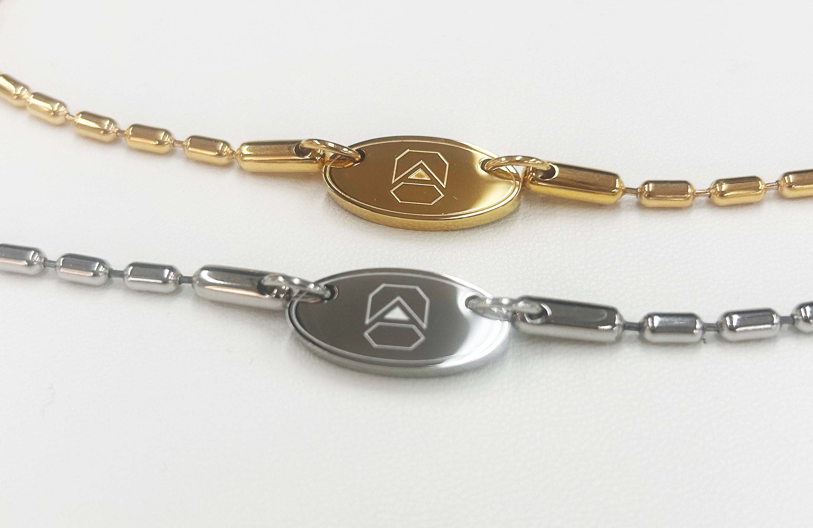 メタリックネックレスⅡ 2024 – DisMoi