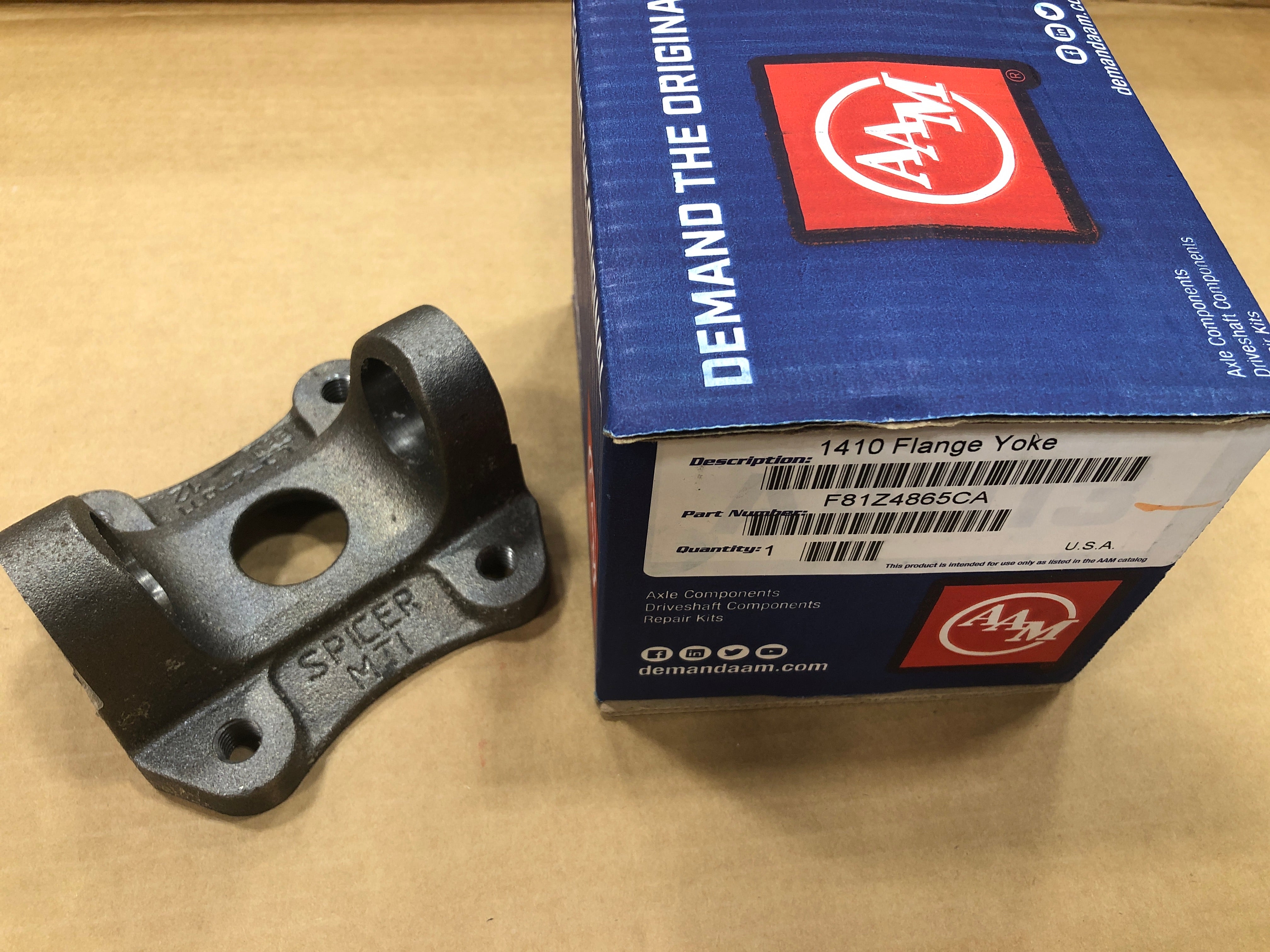 Driveshaft Spicer 1410 Series Flange Yoke 2.680