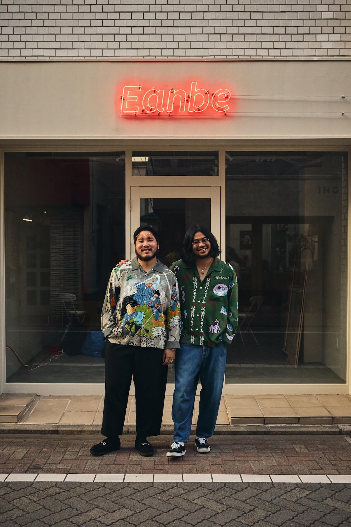 013_1_2.jpg?v=1756798063&width=480