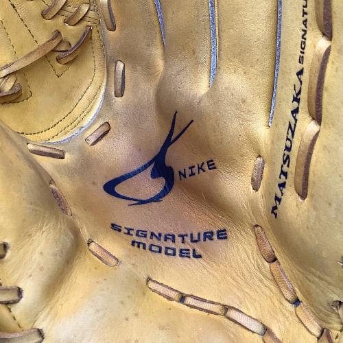 NIKE (ナイキ) 軟式グローブ 30cm イエロー シグネチャー 松坂大輔