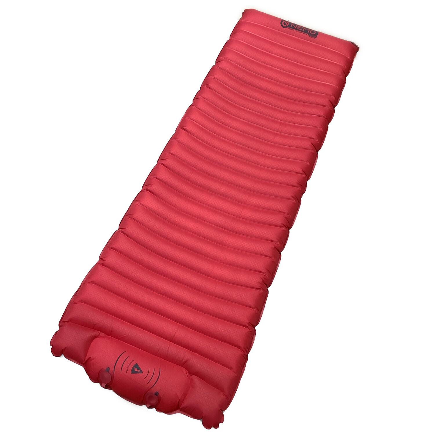 NEMO (ニーモ) インフレータブルマット レッド 登山 COSMO 3D
