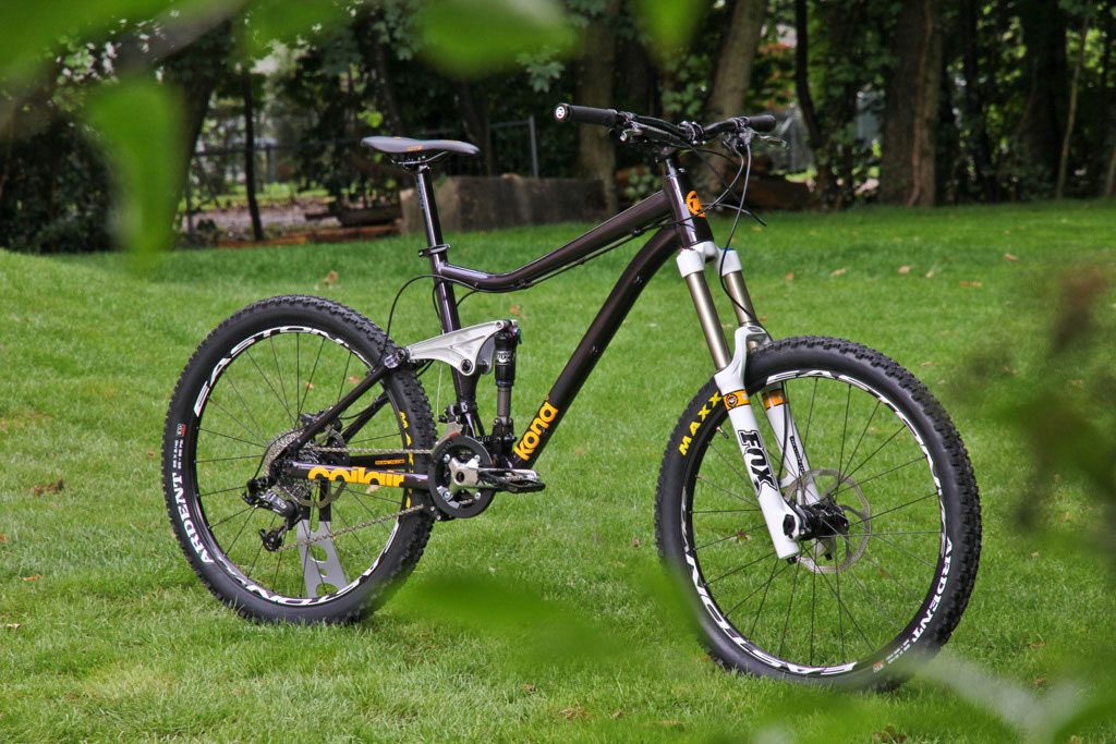 Kona Steps It Up For 2012: First Look at the New Gravity Lineup