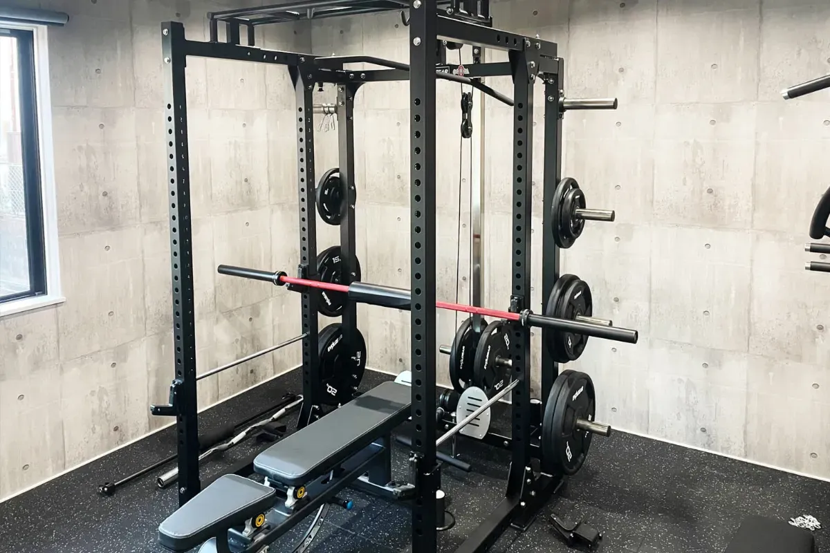 折りたたみ式パワーラック｜省スペースで本格トレーニング｜EVOLGEAR