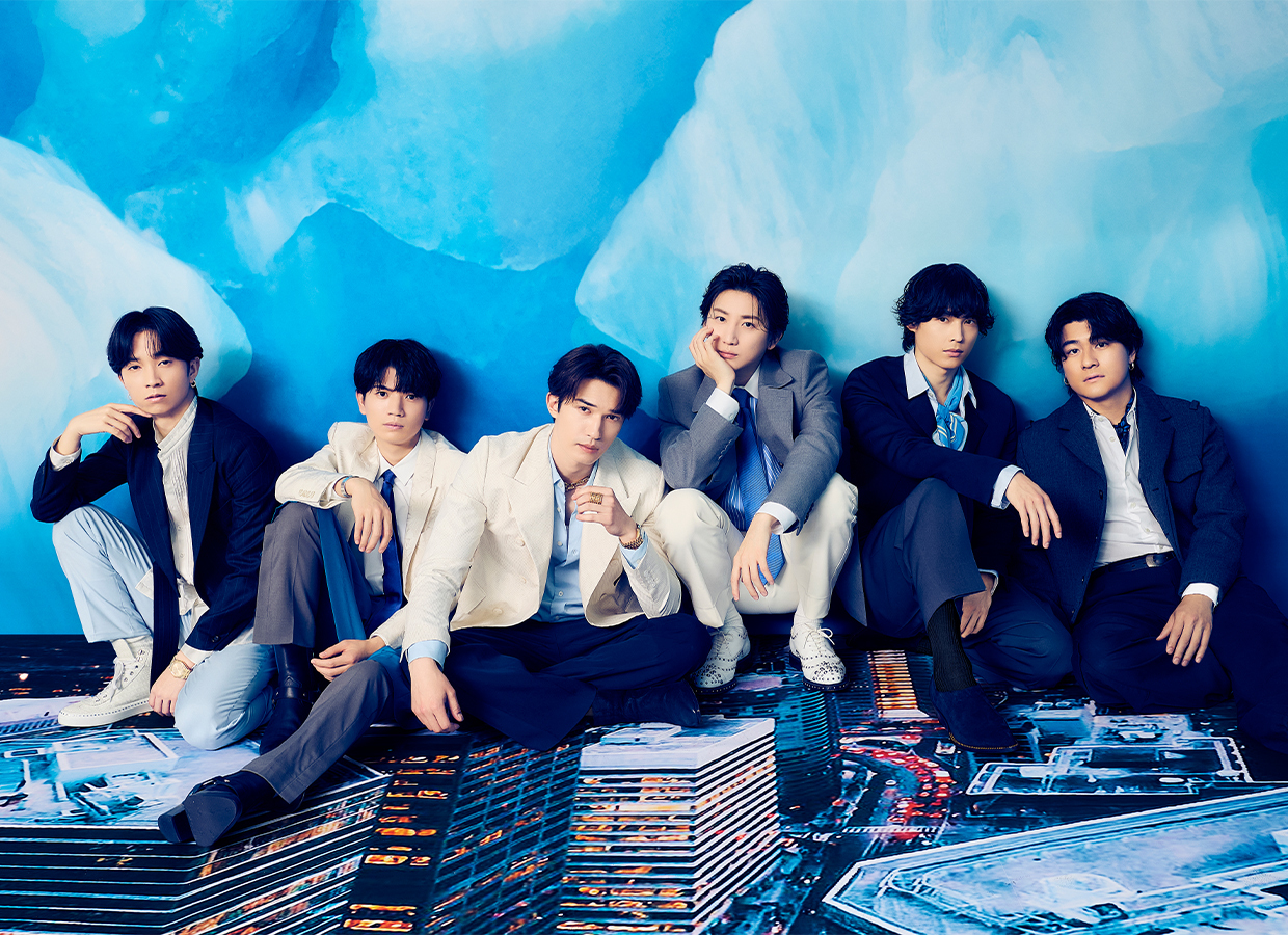 SixTONES | ファミクラストア オンライン