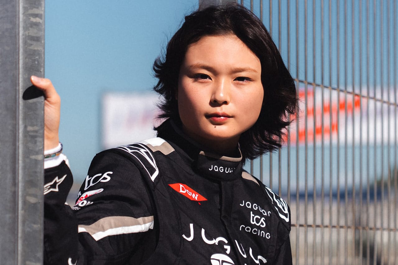 Juju（野田樹潤） 【 F1-Gate .com 】