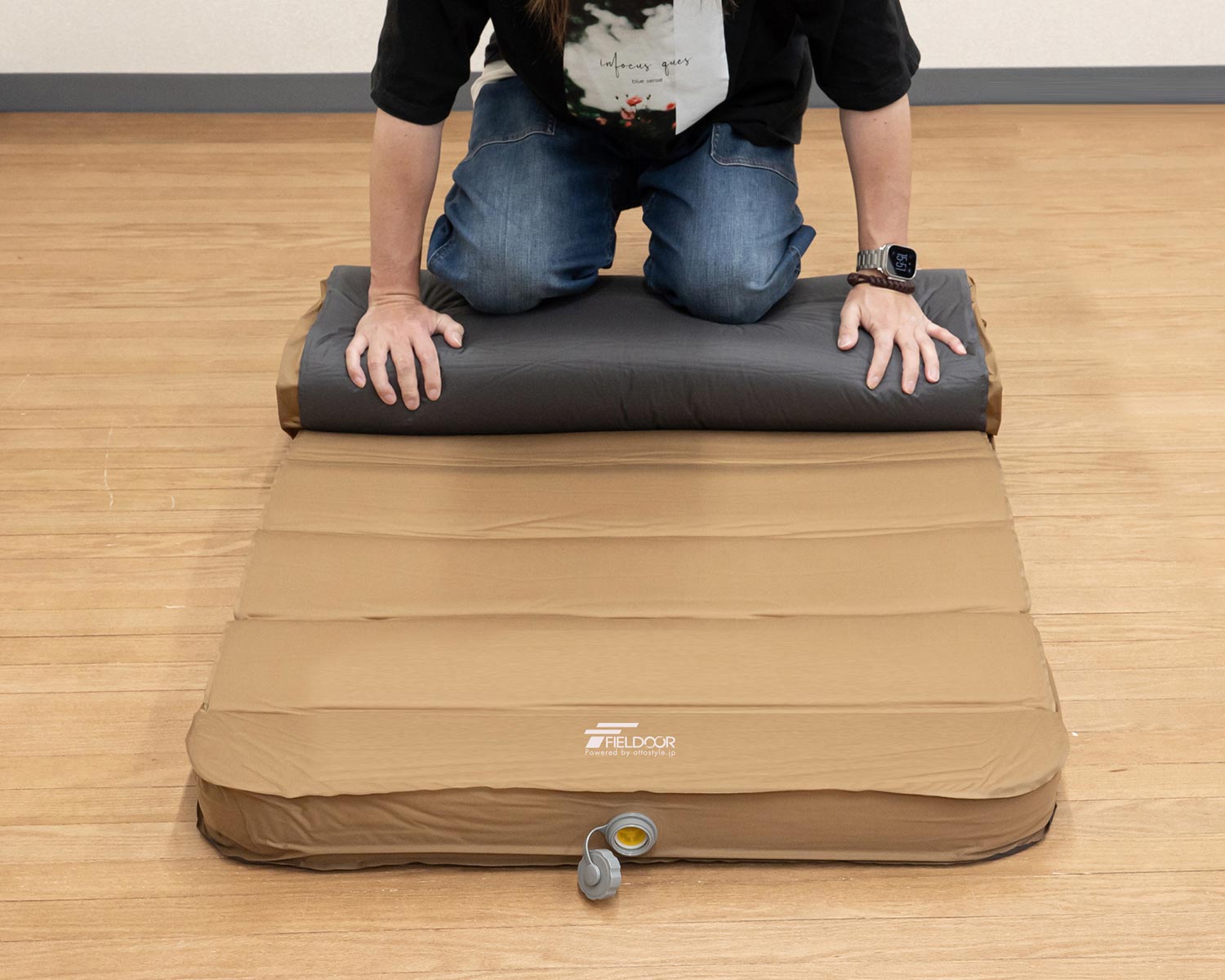 FIELDOOR（フィールドア） | エアーポンプ付属キャンプマット