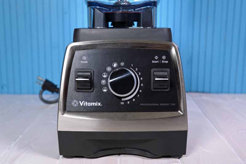 Hands on Review of the Vitamix Professional Series 750 Blender