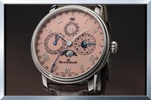 ACミラン公式腕時計】選手のユニフォーム入り腕時計が2週間の期間限定