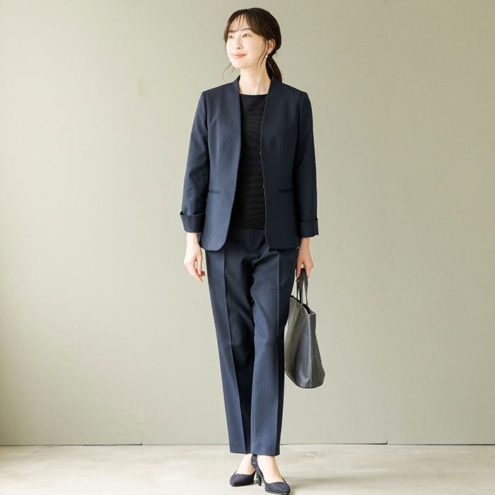 洗える｜定番ネイビーパンツスーツ 9号・ネイビー｜東京ソワール