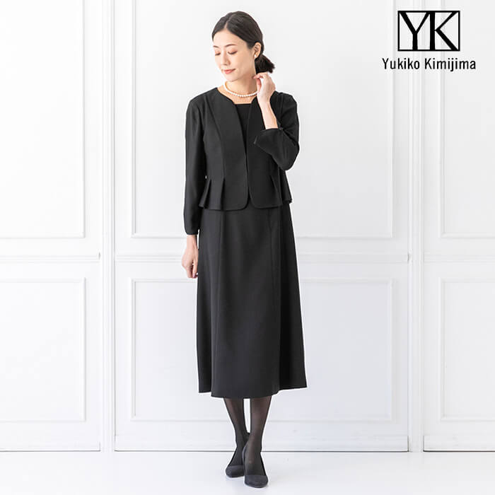 ペプラム使いのロング丈アンサンブル 9号・ブラック｜東京ソワール