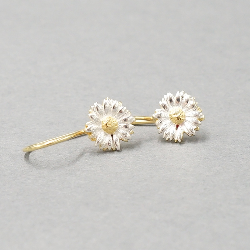 daisy pierce～ﾃﾞｲｼﾞｰﾋﾟｱｽ | flower／フラワー公式通販