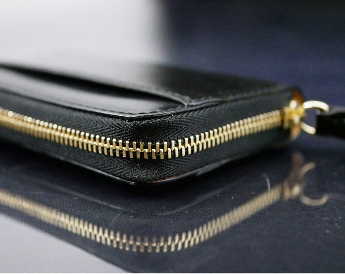 シェルコードバンラウンドコインケース - Flathority(フラソリティ