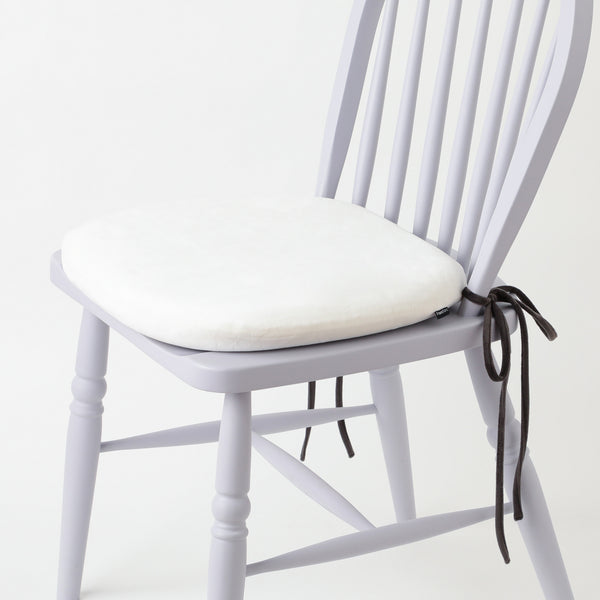 ロングリボン チェアシートクッション アイボリー×ブラック