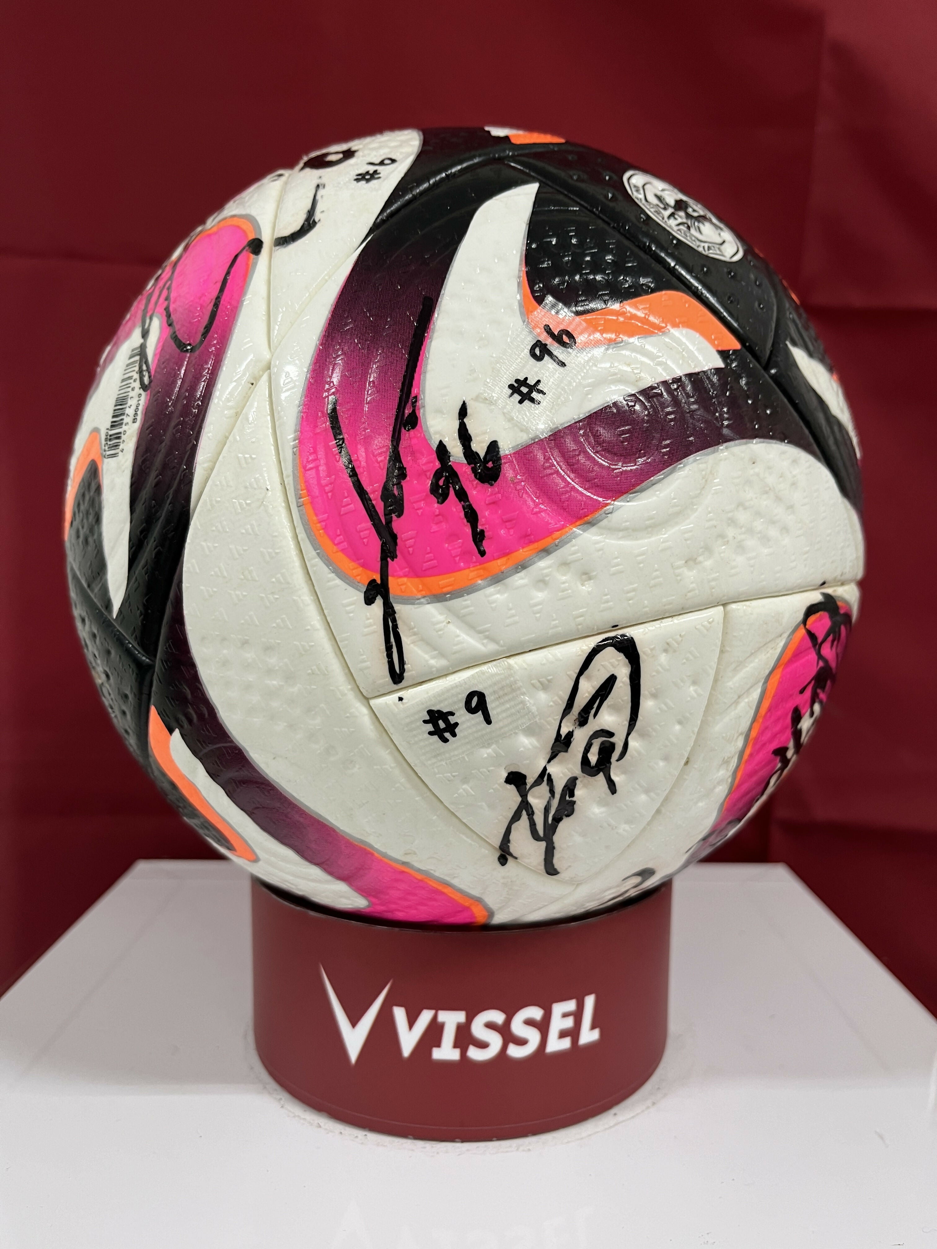 複数選手] 2024 Jリーグ公式球 (直筆サイン入り・実使用) – Fun Portal