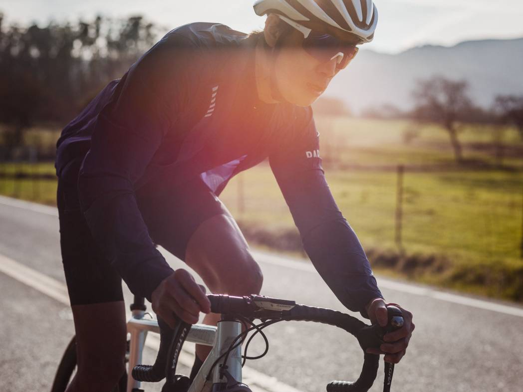 Rapha】視線の先を鋭くクリアに捉える、新しいラファのアイウェアを