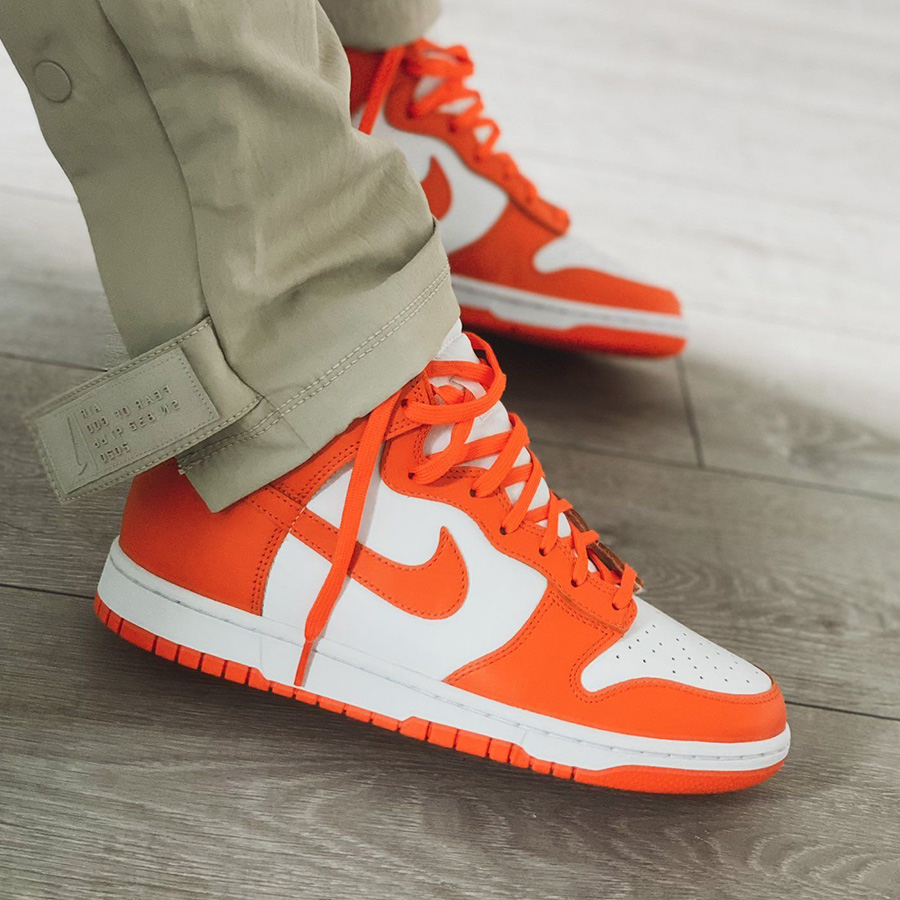 シラキュース大学カラーの ダンク HIGH 